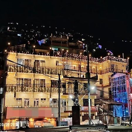 Nature Inn Homestay Джошимат Экстерьер фото