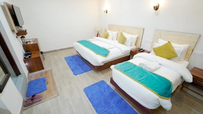 Nature Inn Homestay Джошимат Экстерьер фото